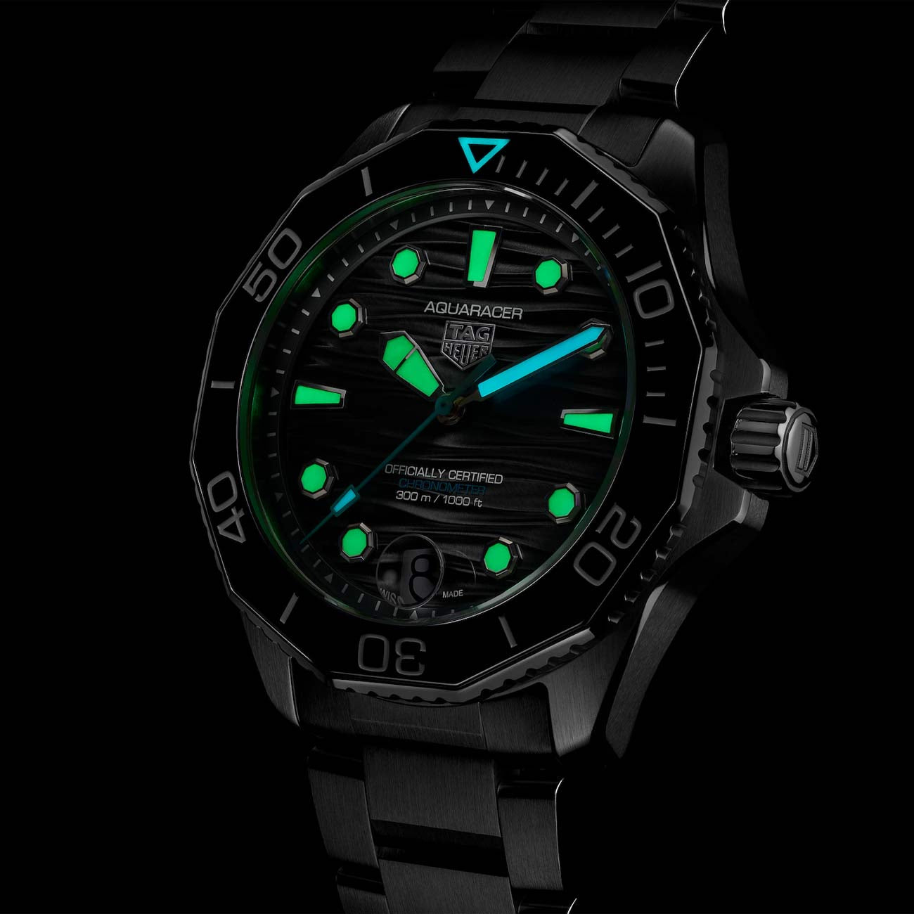 TAG Heuer Aquaracer Professional 300 Date Black Dial Steel Bracelet - 42mm