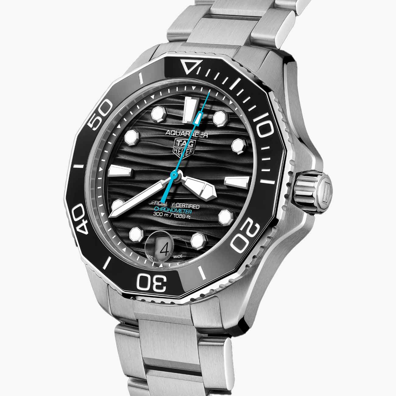 TAG Heuer Aquaracer Professional 300 Date Black Dial Steel Bracelet - 42mm