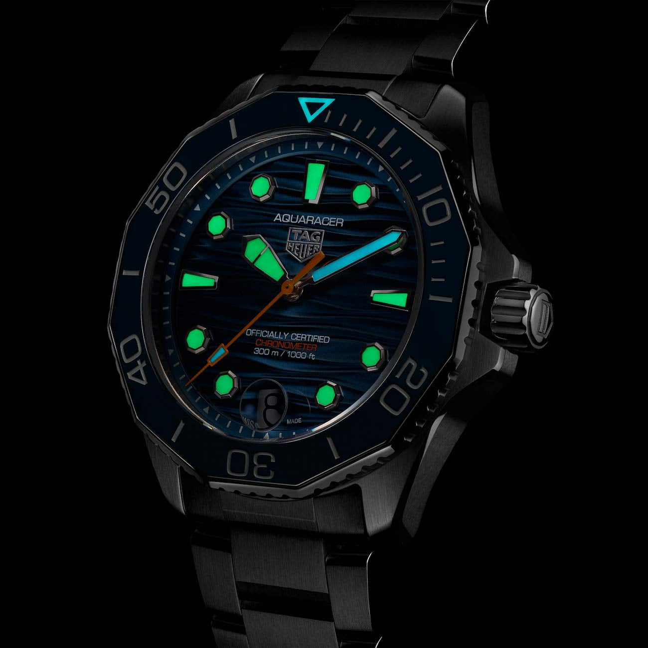 TAG Heuer Aquaracer Professional 300 Date Blue Dial Steel Bracelet - 42mm