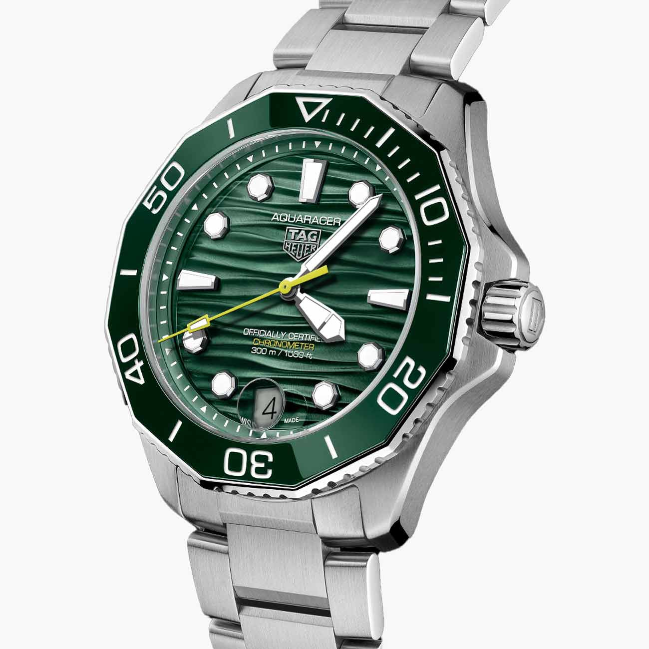 TAG Heuer Aquaracer Professional 300 Date Green Dial Steel Bracelet - 42mm