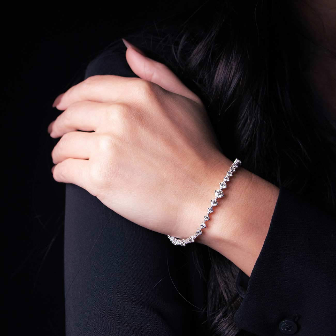 3 Carat Scattered Diamond Tennis Bracelet in 18K White Gold