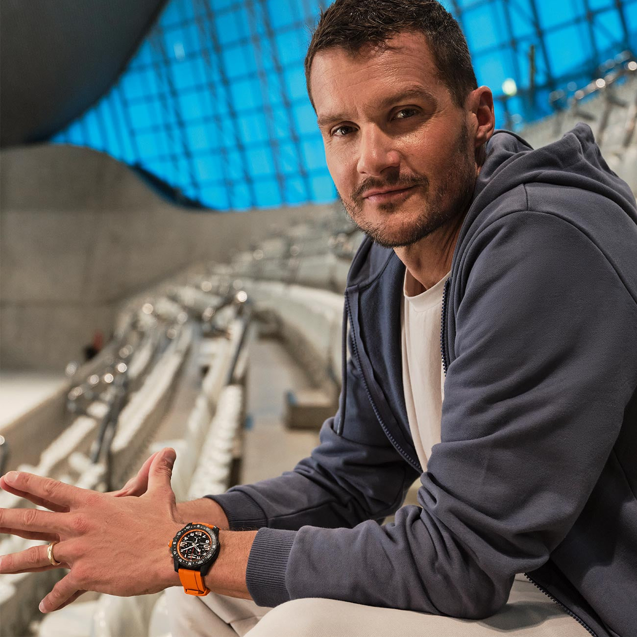 Breitling Endurance Pro 44 Chronograph B82 - Orange