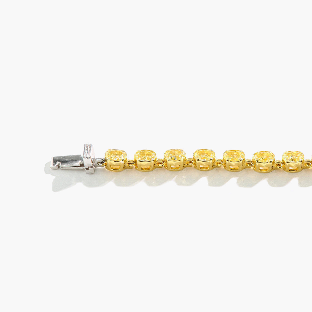 18 Carat Yellow and White Diamond Y Necklace