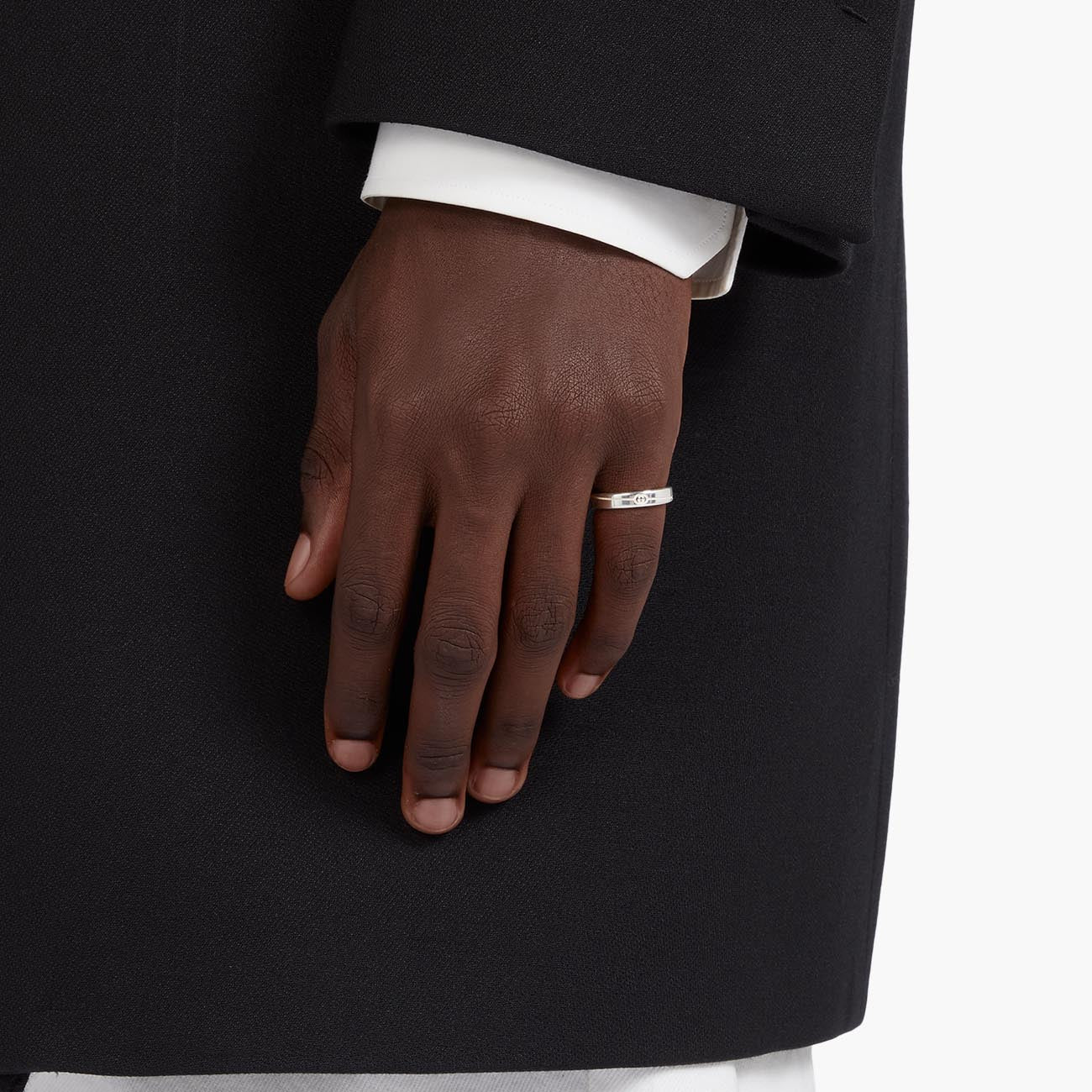 Gucci Tag Diagonal Interlocking G Thin Ring