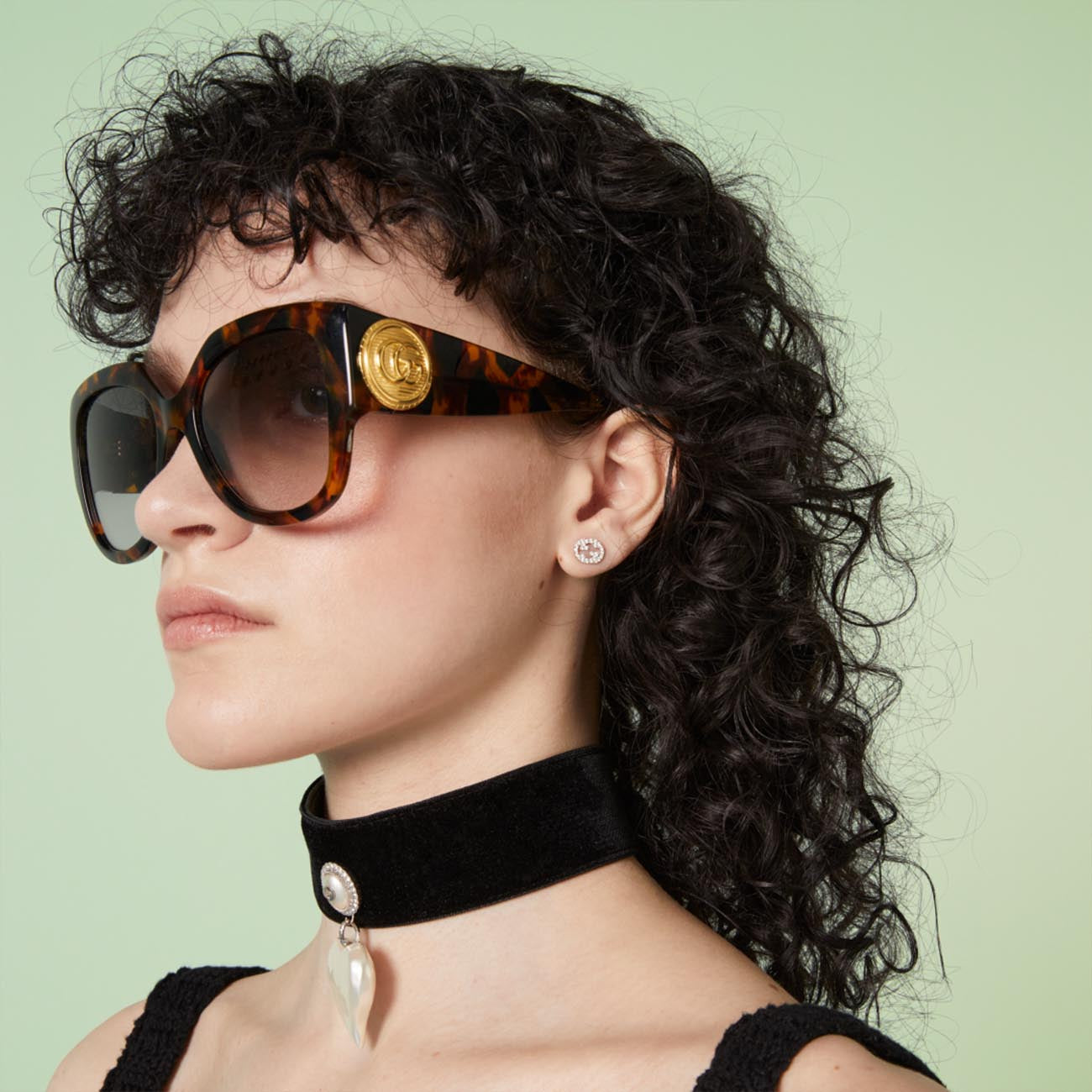 Gucci Interlocking Stud Earrings with Diamonds in White Gold