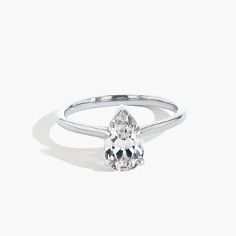 Pear Shaped Engagement Rings