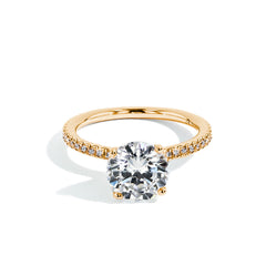 The East to West Solitaire Pavé