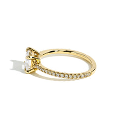 The East to West Solitaire Pavé