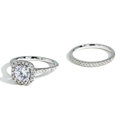 The Round Halo Pavé Set
