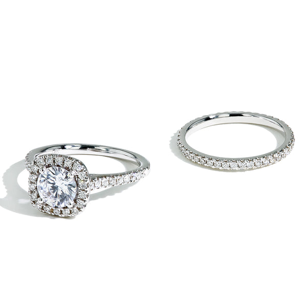 The Round Halo Pavé Set