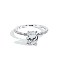 The East to West Solitaire Pavé