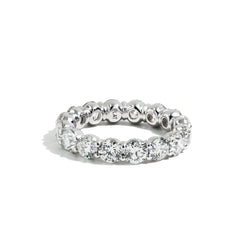 4ctw Round Cut Diamond Eternity Band in Platinum