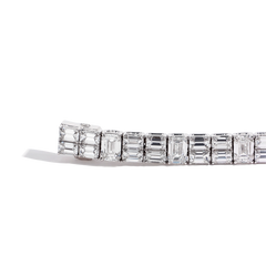 21 Carat Alternating Diamond Bracelet