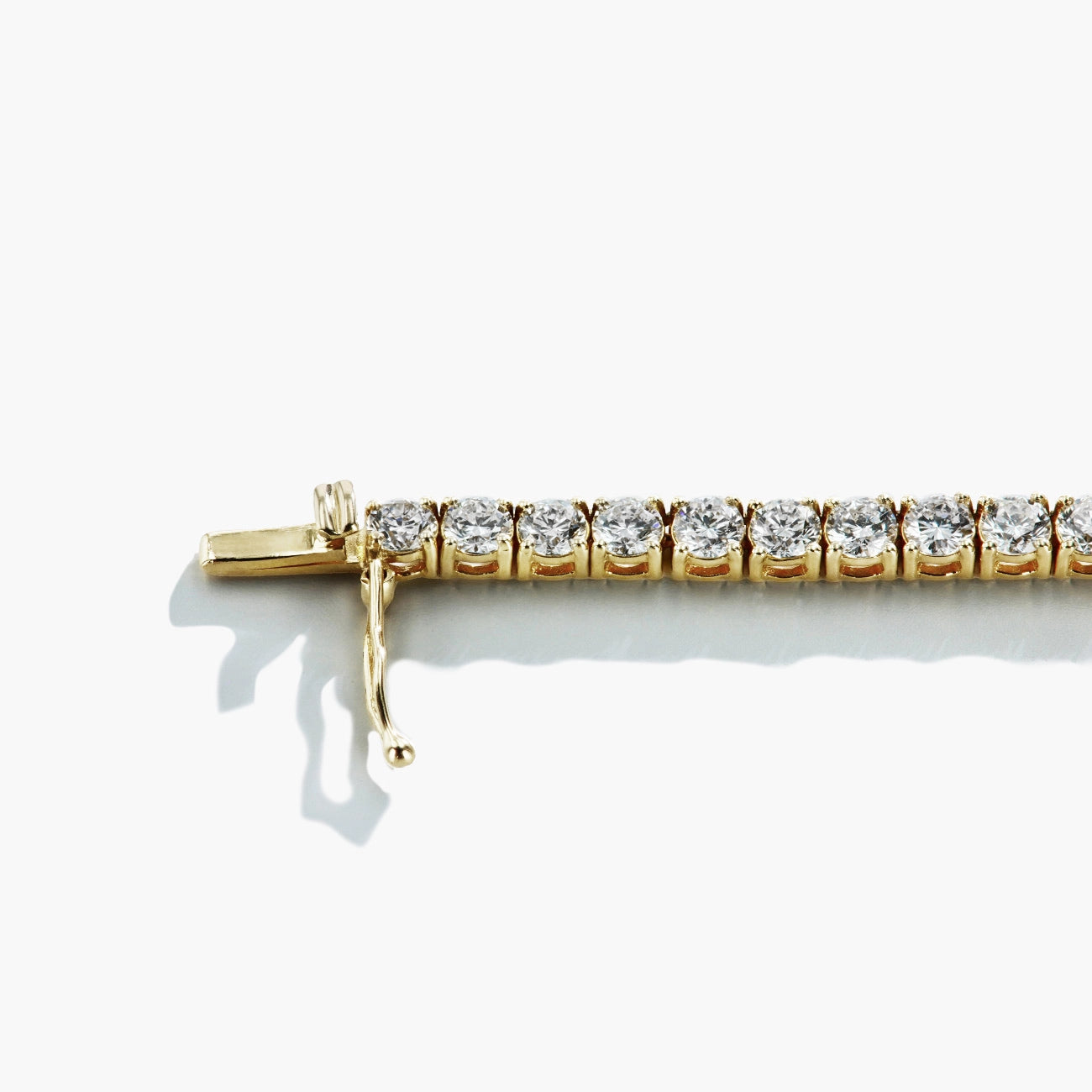 16 Carat Diamond Tennis Necklace in 14K Yellow Gold