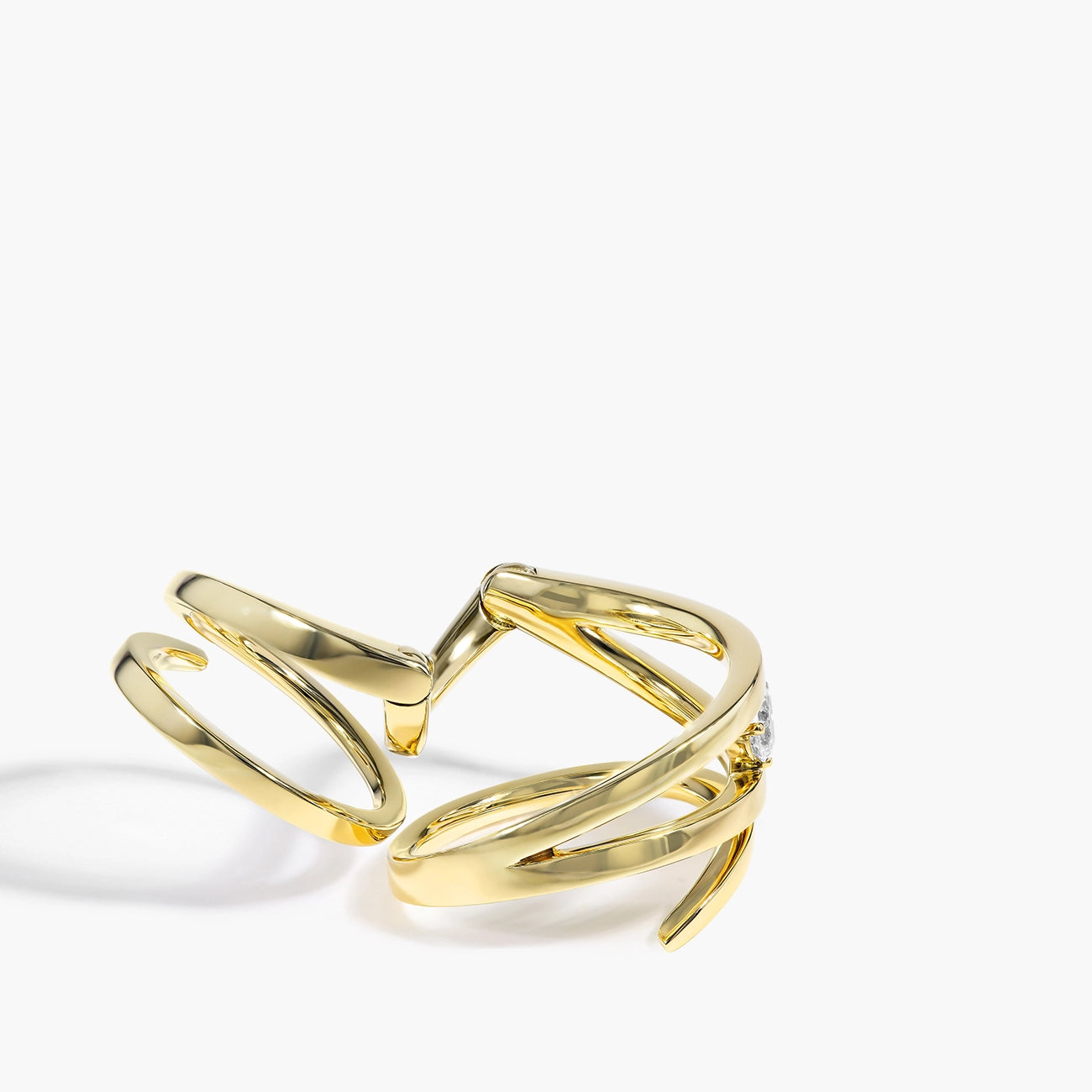 Pear-Diamond Twist Ring
