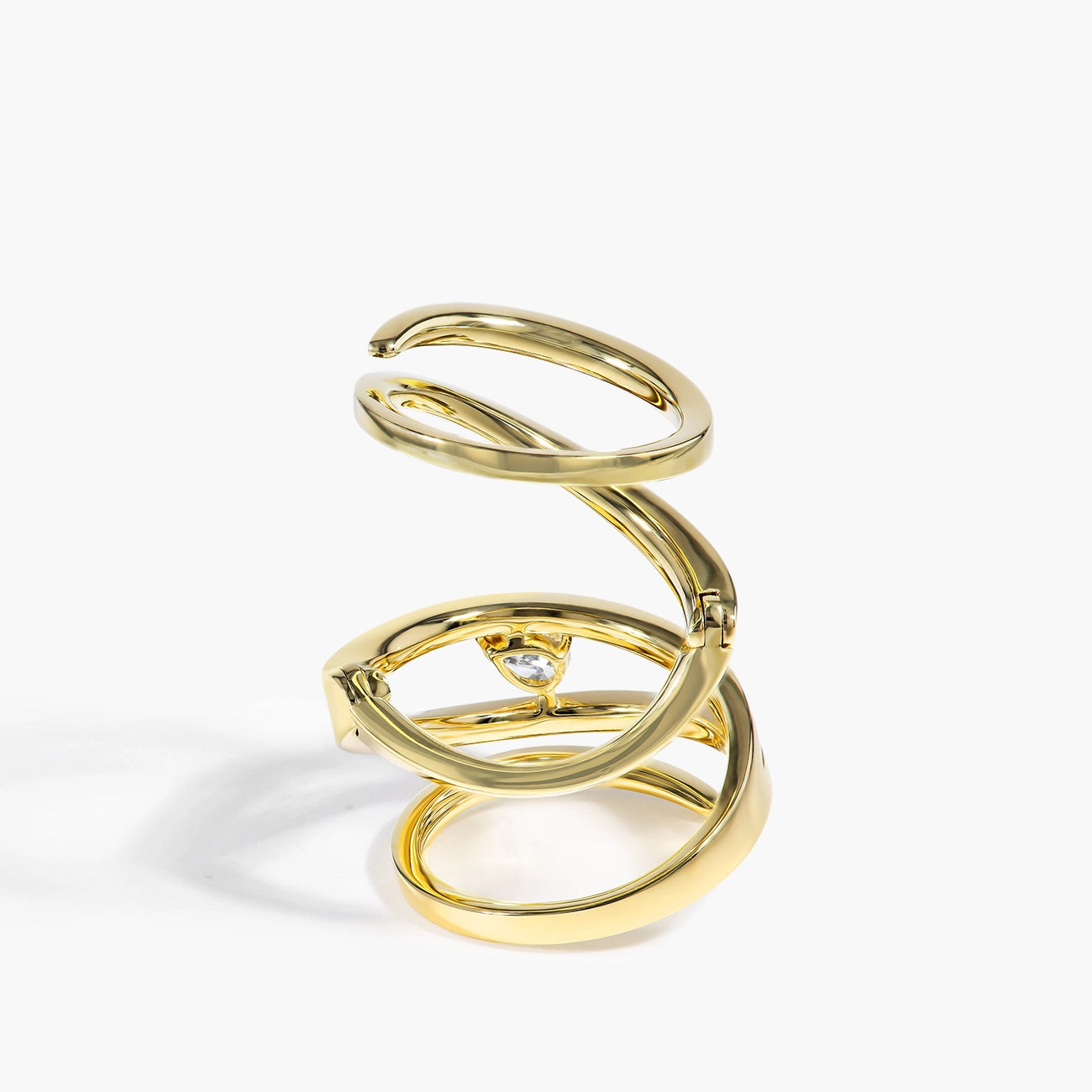 Pear-Diamond Twist Ring