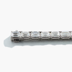 15 Carat Emerald-Cut Diamond Tennis Bracelet in Platinum