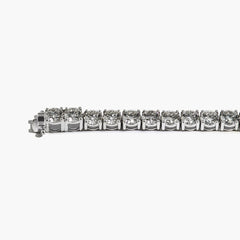 26 Carat Diamond Tennis Bracelet in Platinum