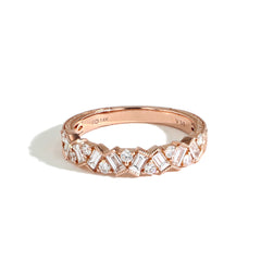 Round and Baguette Diamond Wedding Ring in Yellow Gold