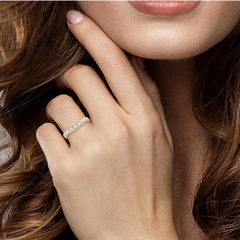 .75 Carat Curved Diamond Wedding Band in Yellow Gold