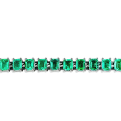 17 Carat Emerald Stretch Bracelet
