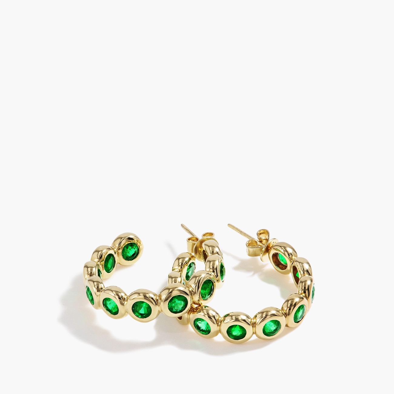 Round Bezel-Set Emerald Hoop Earrings