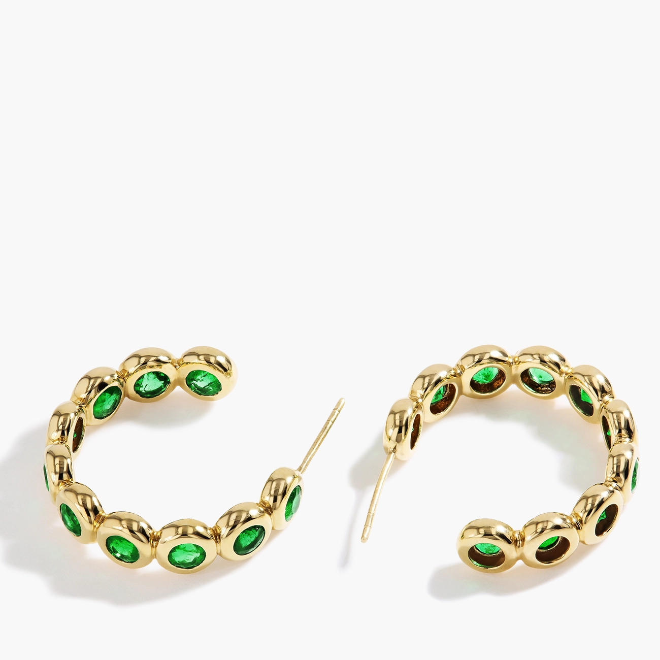 Round Bezel-Set Emerald Hoop Earrings