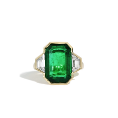 7 Carat Zambian Emerald and Diamond Side Stone Ring