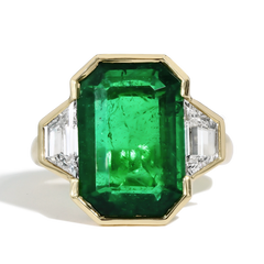 7 Carat Zambian Emerald and Diamond Side Stone Ring