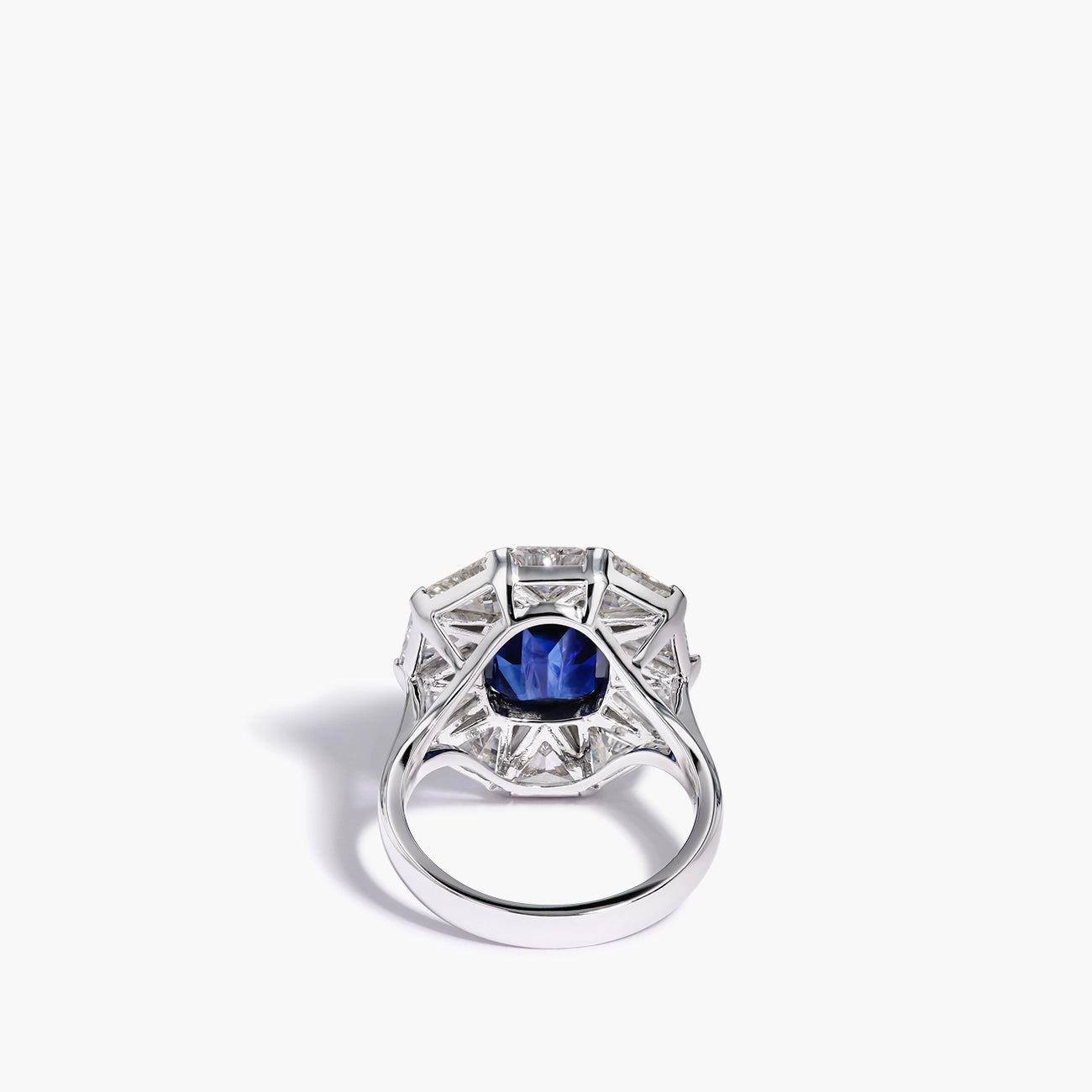 5 Carat Sapphire and Diamond Ring in 18K White Gold