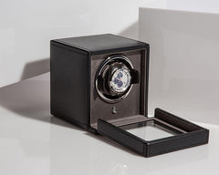 WOLF Cub Single Winder With Cover in Black