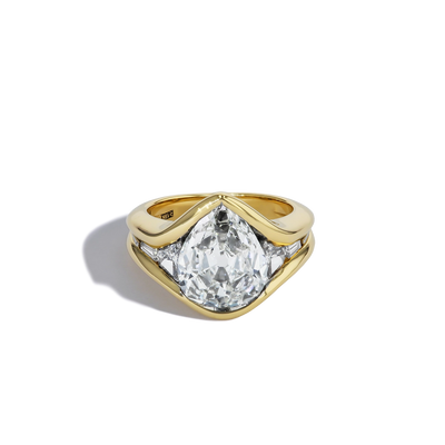 Robert Pelliccia Pear-Shaped Diamond Sculptural Engagement Ring - Robert Pelliccia product