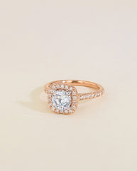 The Cushion Halo Pavé