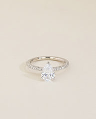 The East to West Solitaire Pavé