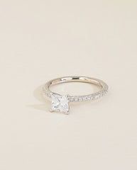 The East to West Solitaire Pavé