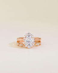 The Oval Vintage Engagement Ring Set in Rose Gold