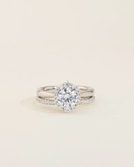 The Oval Vintage Engagement Ring Set in Rose Gold