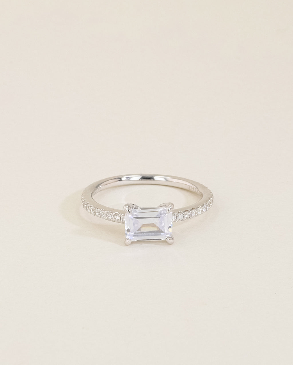 The East to West Solitaire Pavé