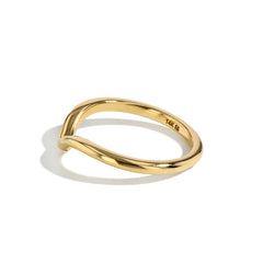 Curved "V" Wedding Band
