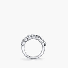 Cushion diamond band side profile showing shared prong setting