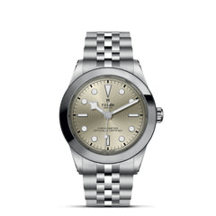 TUDOR Black Bay 39 with 39mm Steel Case and Steel Bracelet