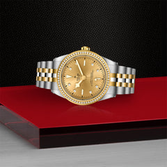 TUDOR Black Bay 39 S&G with 39mm Steel Case and Steel And Yellow Gold Bracelet