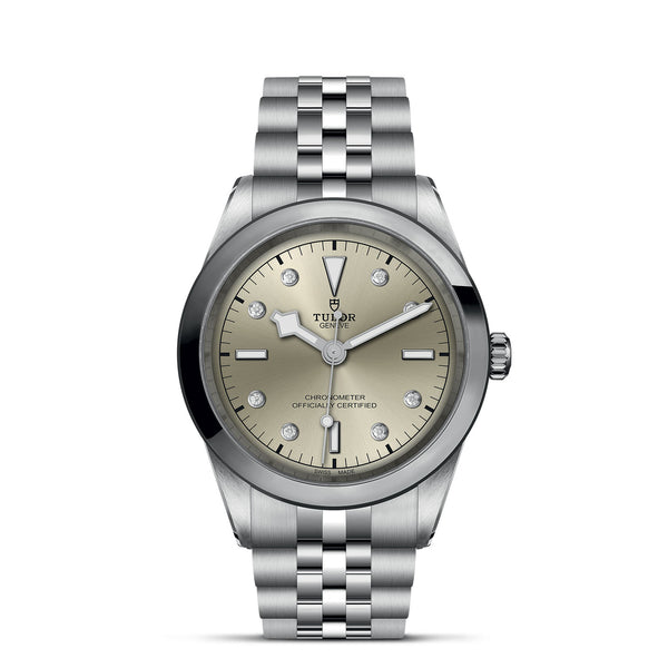 TUDOR Black Bay 41 with 41mm Steel Case and Steel Bracelet