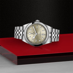 TUDOR Black Bay 41 with 41mm Steel Case and Steel Bracelet