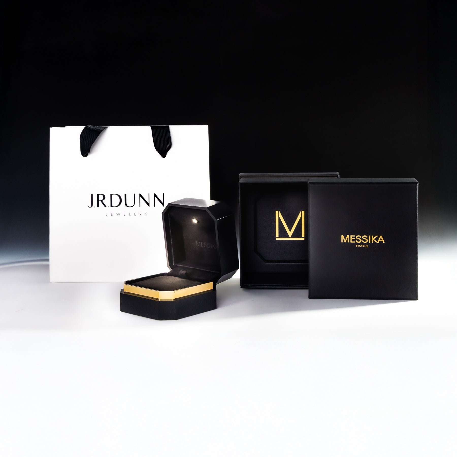 Messika Lucky Move MM Onyx White Gold Diamond Necklace, 10838