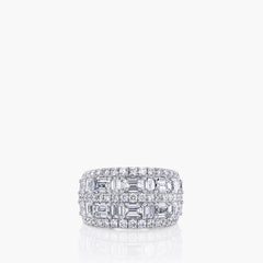 Five-row band with alternating emeralds in platinum, front view