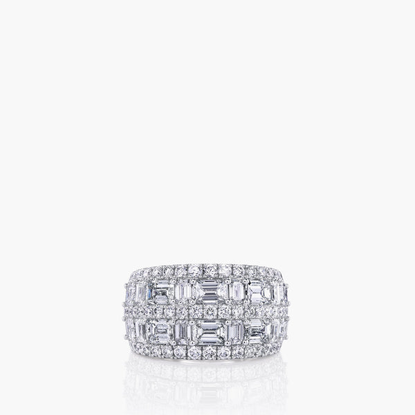 Five-row band with alternating emeralds in platinum, front view