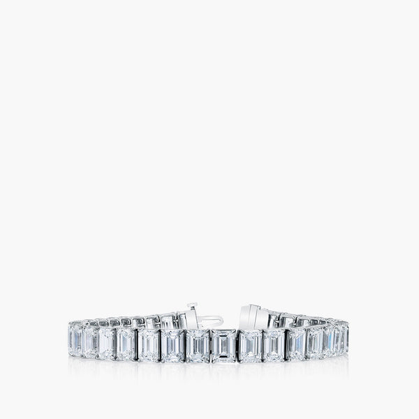 North-south emerald diamond tennis bracelet in platinum with 7.9ct diamonds, top view