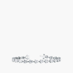 Pear-shaped diamond tennis bracelet in 18K white gold with 7-inch length, front view