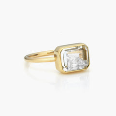 Moritz Glik Esmeralda Diamond Shaker Ring in 18K Yellow Gold